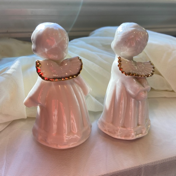 Formalities by Baum Brothers Kissing Angels Salt and Pepper Shakers - Picture 9 of 12
